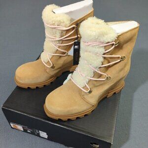 Sorel Booties Women's 10 Tawny Buff Gum 2 Joan of Arctic Wedge III Lace Cozy NWT